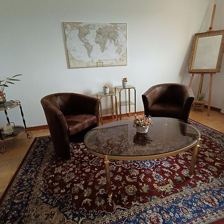 Helvetia 2 Zimmer Apartment Mit Parkplatz Zurique Exterior foto
