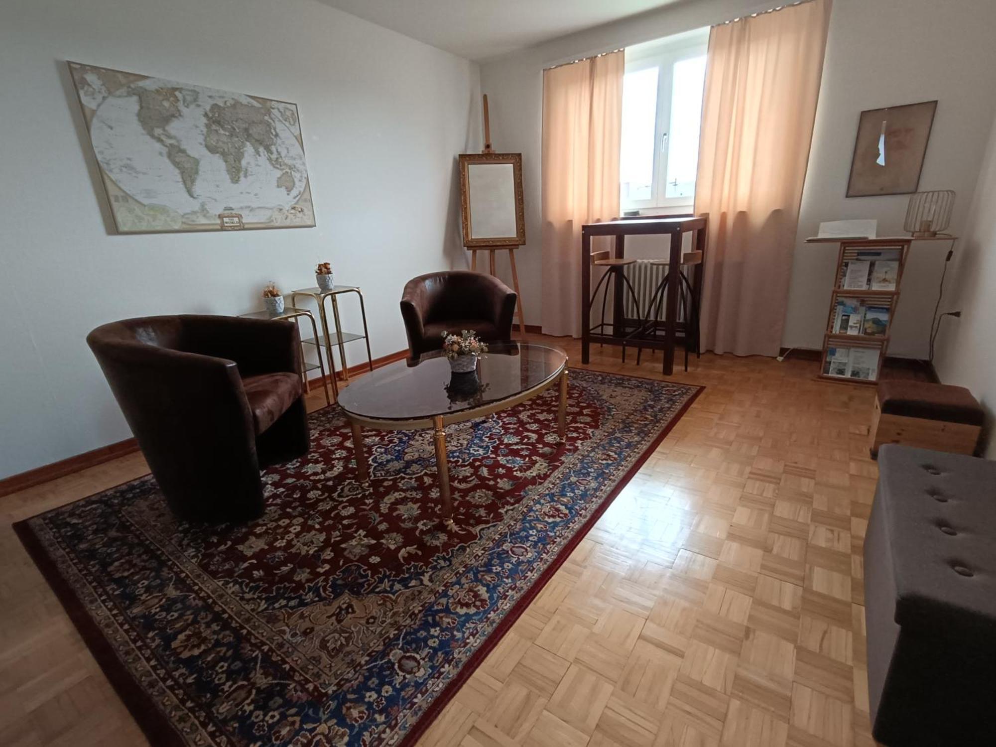 Helvetia 2 Zimmer Apartment Mit Parkplatz Zurique Exterior foto